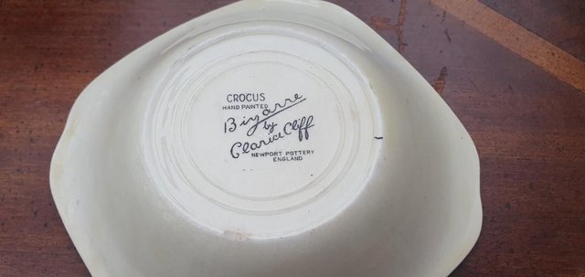 Image 6 of Clarice Cliff Autumn Crocus Leda Shaped Bowl / Plate
