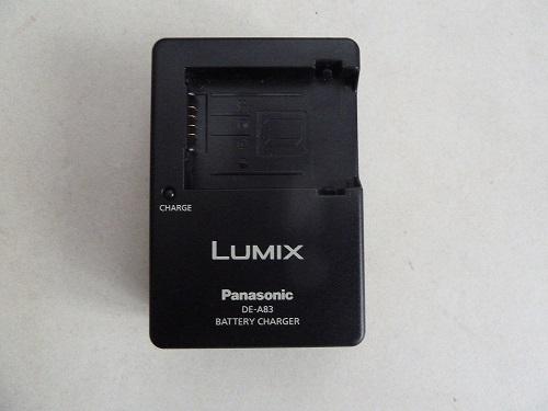 Preview of the first image of Panasonic Lumix battery chargerDE-A83.