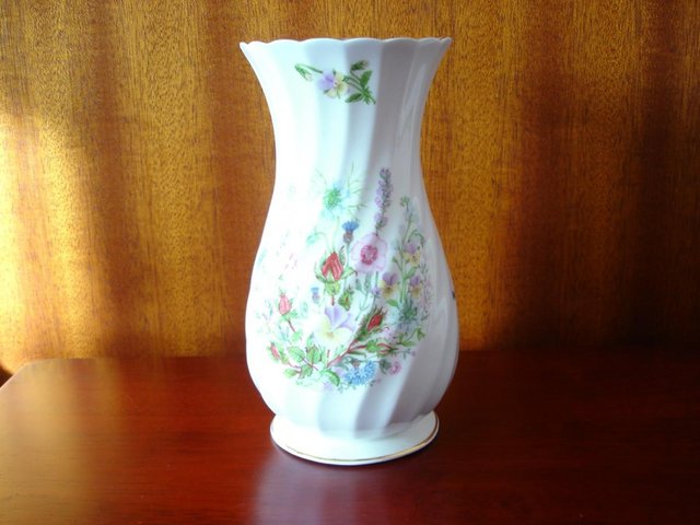 Preview of the first image of AYNSLEY WILD TUDOR VASE ***REDUCED***.