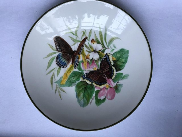 Preview of the first image of ELIZABETHAN CHINA PLATE.