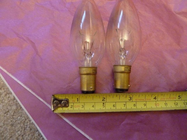 Image 2 of 2 x B15 SBC (Small bay. fitting) candle bulbs