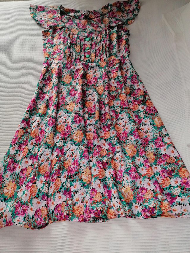 Preview of the first image of LADIES DRESS "FLOWERS IN THE DARK" 12 UK.