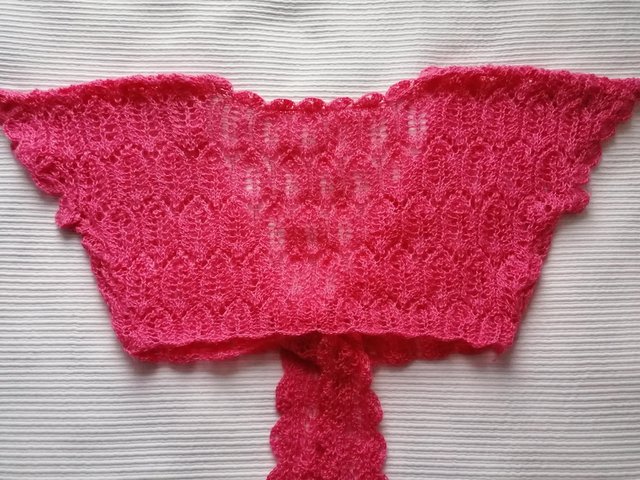 Image 3 of LADIES KNITTED SHORT CARDIGAN PEACH M