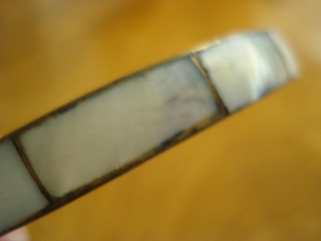 Image 3 of ANTIQUE VINTAGE NARROW MOTHER OF PEARL ABALONESHELL BRACELET