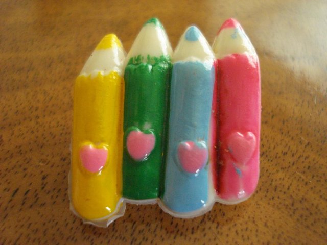 Preview of the first image of NEW CHILDS NOVELTY CRAYONS / COLOURED PENCILS BROOCH.