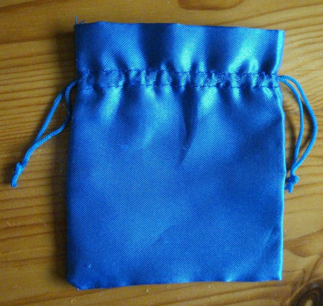 Image 2 of NEW BLUE SATIN JEWELLERY POUCH GIFT BAG FOR NECKLACE, RING