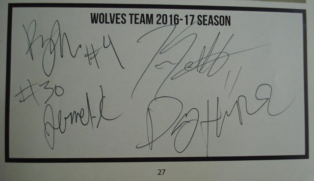 Image 2 of OFFICIAL AUTOGRAPHS WORCESTER WOLVES BASKETBALL 30/4/17