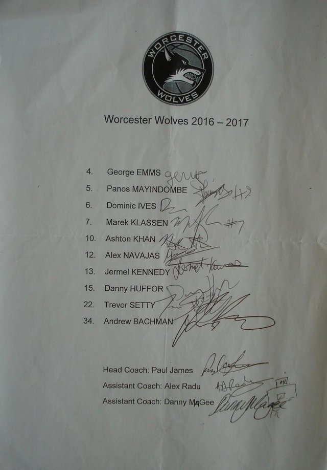 Preview of the first image of WORCESTER WOLVES BASKETBALL TEAM 2016/17 ORIGINAL AUTOGRAPHS.