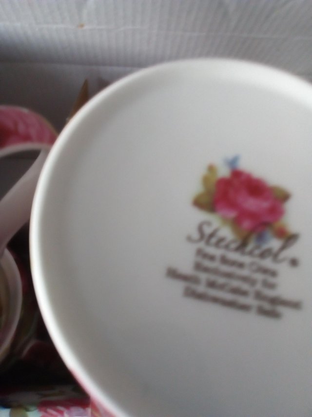Image 2 of Set of 6 Stechol rose design china mugs