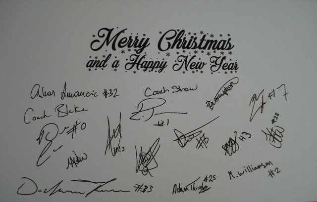 Preview of the first image of WORCESTER WOLVES BASKETBALL TEAM AUTOGRAPHED XMAS CARD.