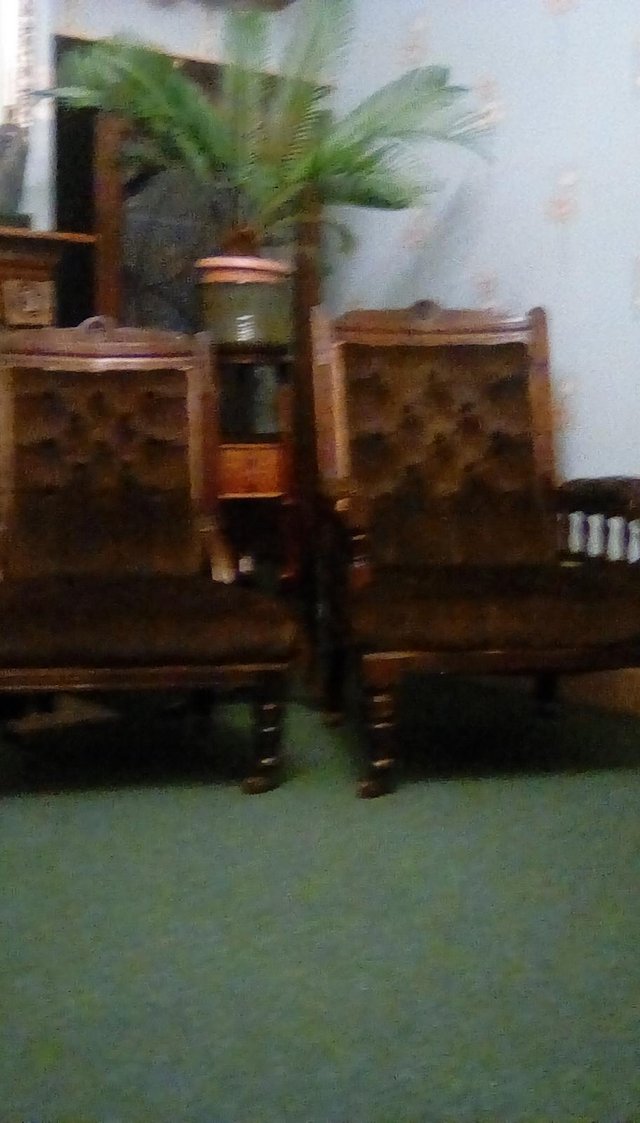Image 17 of Lovely His And Hers Chairs ( smoke,pet free home )