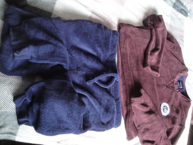 Preview of the first image of Soft Sleep-wear / Lounge-wear / Pyjamas.Size XL.Maroon/Blue.