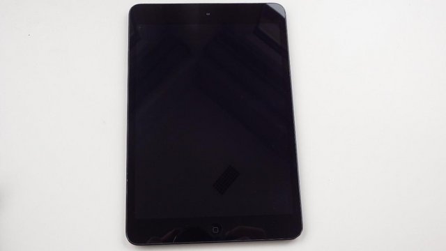 Preview of the first image of iPad Mini 1 First Generation, Space Grey.