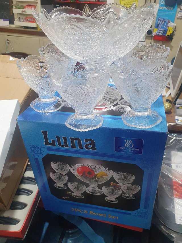 Image 3 of Luna 7PCS Glass Crystal Bowls Set- Perfect for Desserts