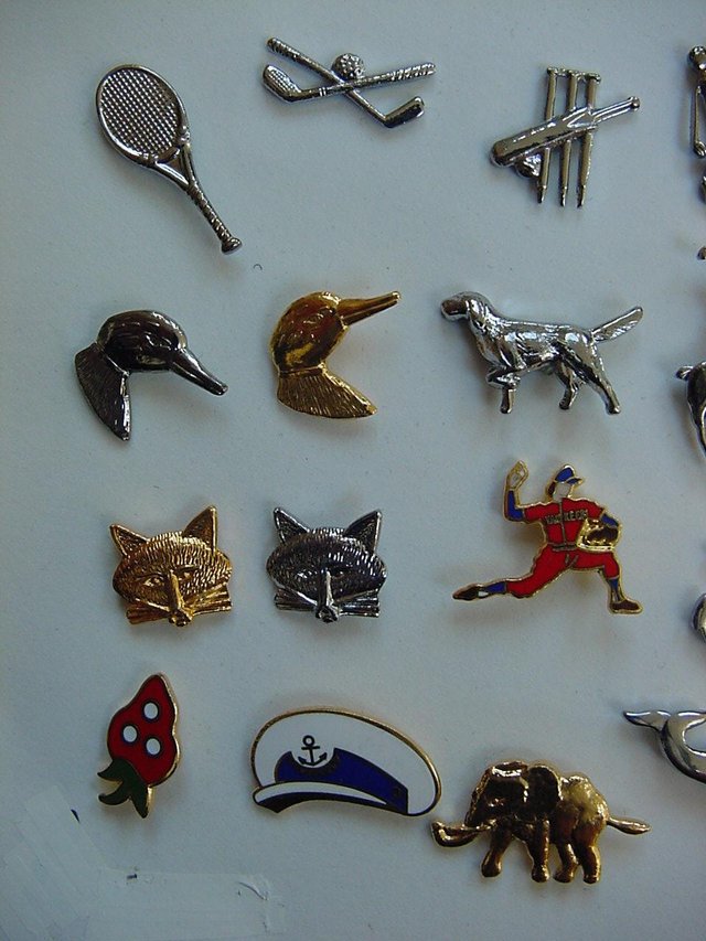 Image 2 of Badges - various pin badges circ 1970s-80s