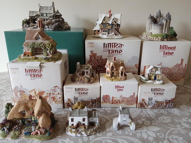 Image 3 of Lilliput Lane collectable models
