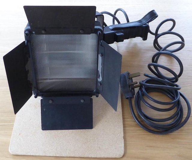 Preview of the first image of Kaiser 3024 Video light.