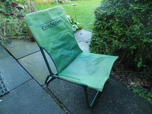 Preview of the first image of FISHING SEAT GREEN CANVAS FOLDING FISHING SEAT -BY PROACTIVE.