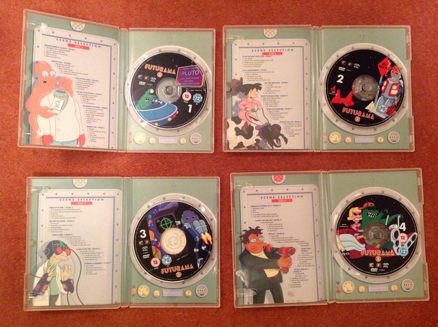 Image 2 of FUTURAMA Season Three DVD Box Set
