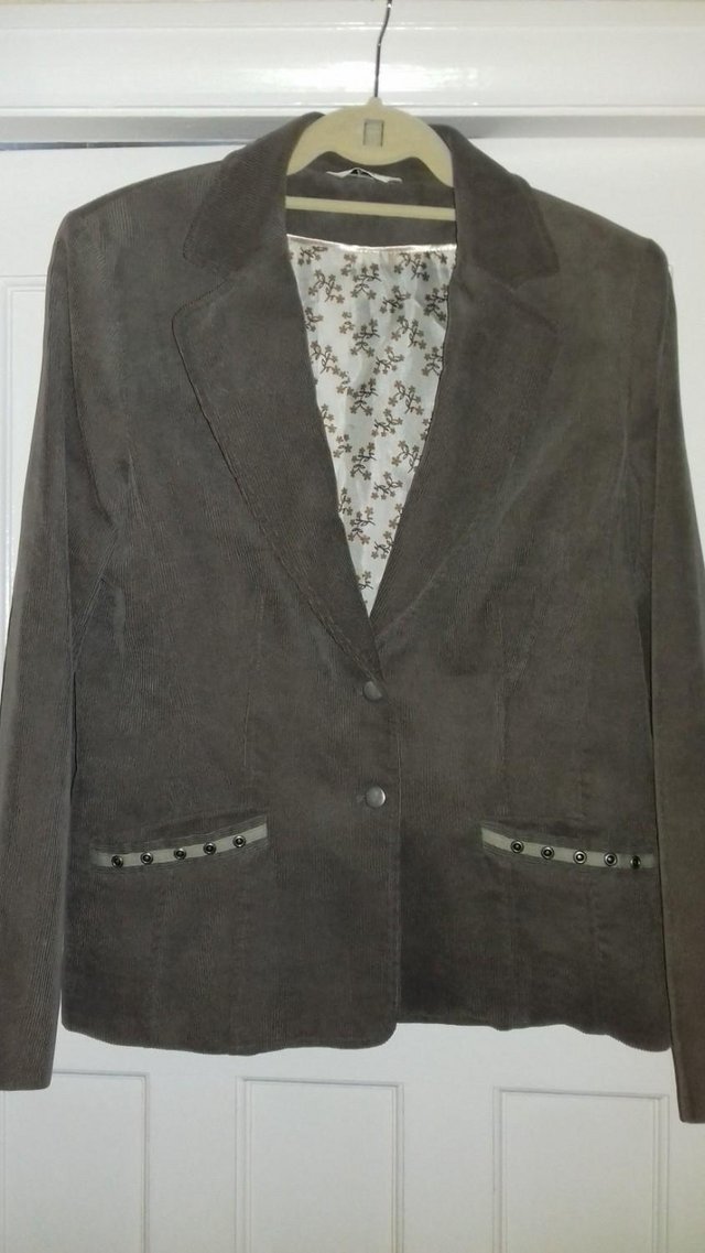 Preview of the first image of Klass jacket size 14 now reduced.