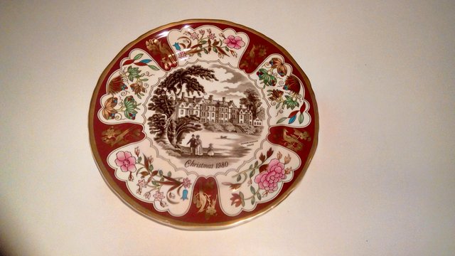 Preview of the first image of CHRISTMAS PLATE 1980 china.