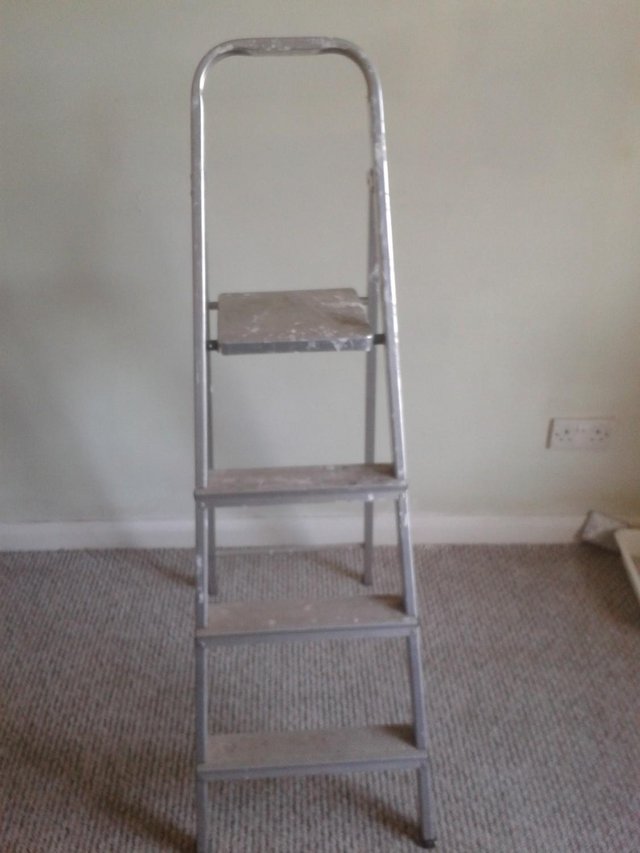 Preview of the first image of 3 Tread, platform, Step ladder with grab handle £15.