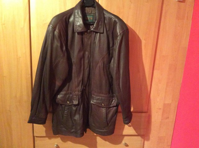 Preview of the first image of Men’s leather jacket/coat.