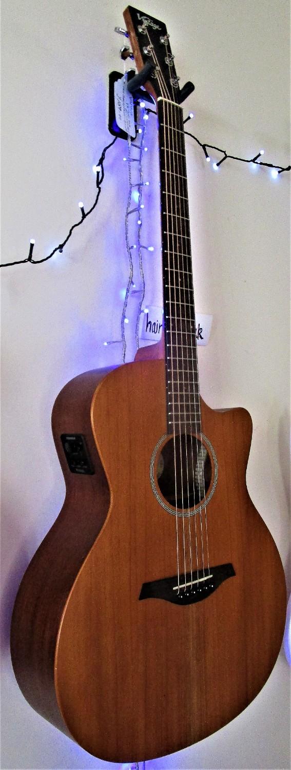 Image 4 of VINTAGE All Mahogony VE900 Elec/Acoustic Guitar vgc