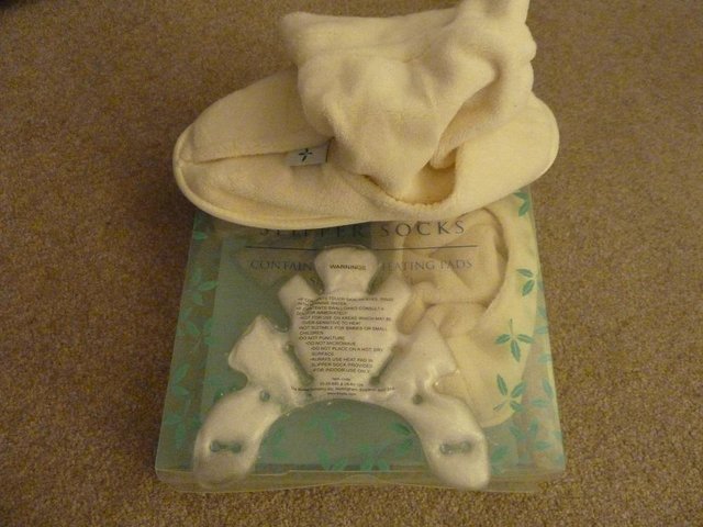 Image 2 of SELF HEATING LUXURY SLIPPER SOCKS - new and boxed