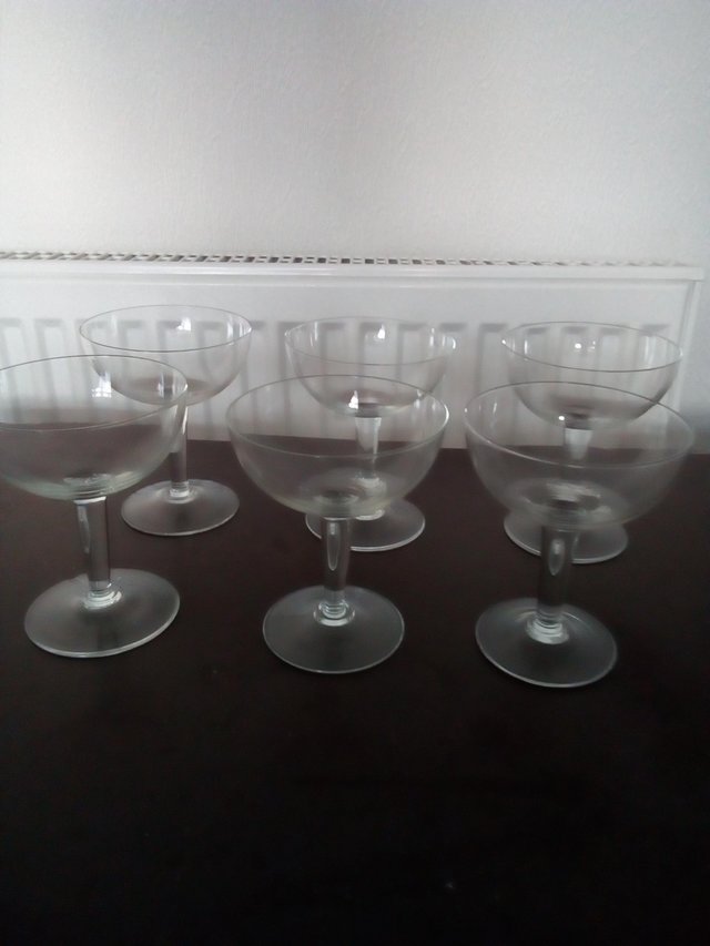 Preview of the first image of SET OF 6 VINTAGE CHAMPAGNE GLASSES -.