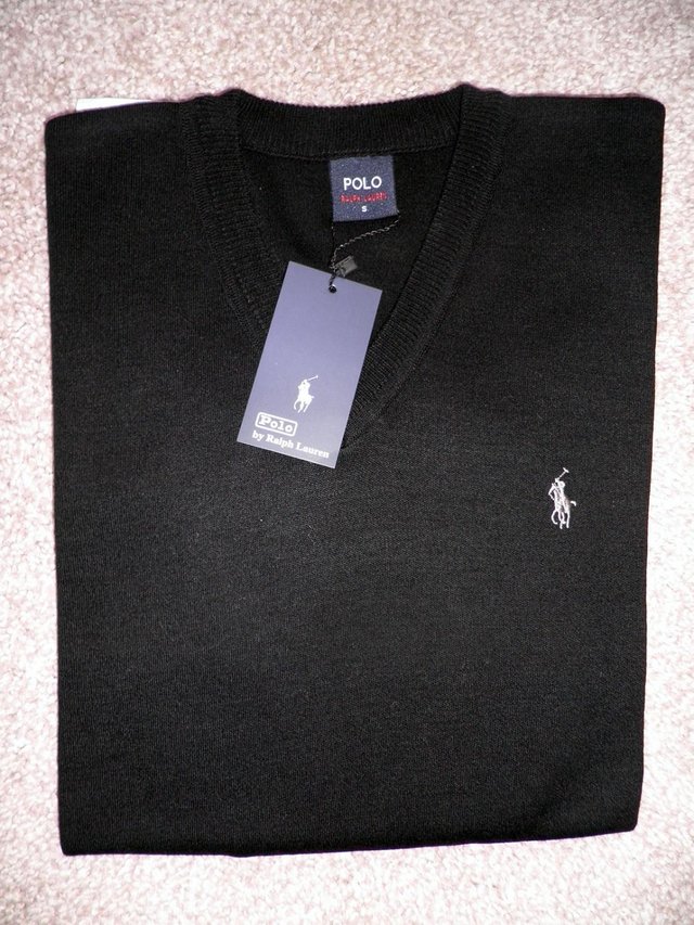 Preview of the first image of POLO RALPH LAUREN MEN'S BLACK JUMPER.