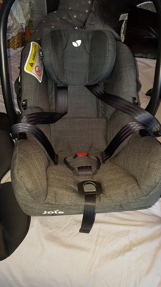 Preview of the first image of Baby car seat - used only 3 times -Joie - I-Gemm pi-base.