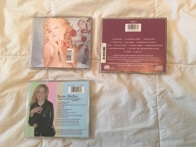 Preview of the first image of Bette Midler 3 CD’s excellent condition.