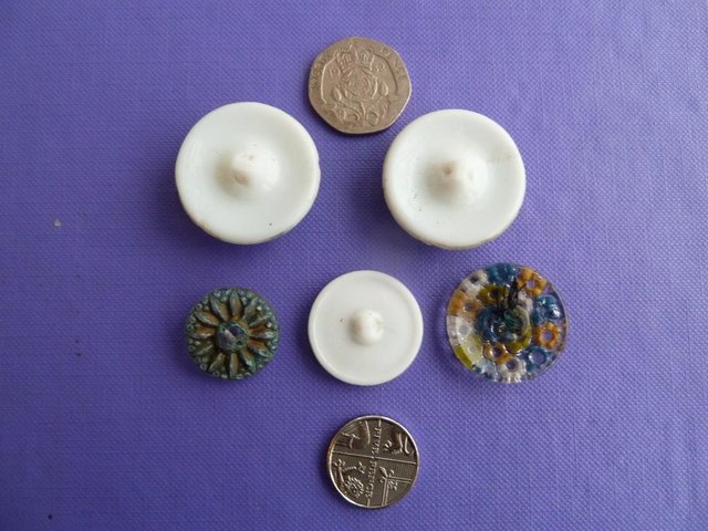 Image 2 of 5 attractive vintage collectible glass buttons