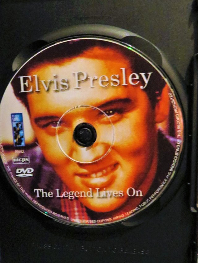 Image 3 of ELVIS PRESLEY THE LEGEND LIVES ON A TRIBUTE TO THE KING DVD