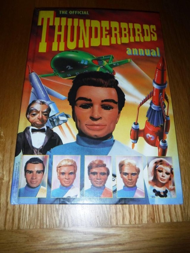Preview of the first image of Thunderbirds Annual + 45 Record.