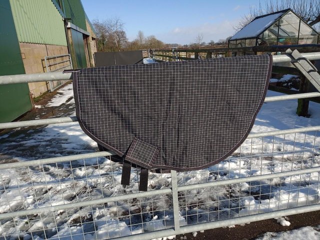 Image 3 of NEW Bridleway Neck Covers For Turnout rug XL