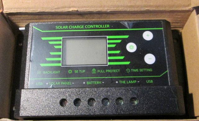 Preview of the first image of 12v/24v 10amp Solar charge controller + USB (Incl P&P).