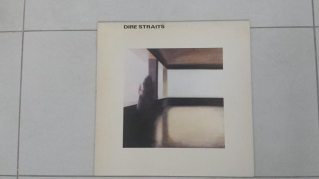 Image 2 of Used 12 inch vinyl LP's, Dire Straits, 1978 to 1991