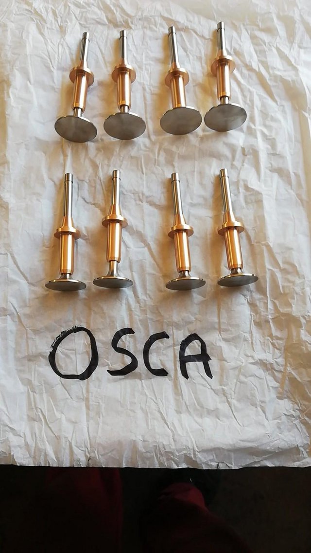Preview of the first image of Valves and guides for engine Osca.