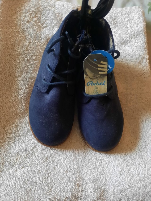Image 3 of REBEL BOYS SHOES - SUEDE - SIZE: 10 COLOUR: DARK BLUE (NEW)