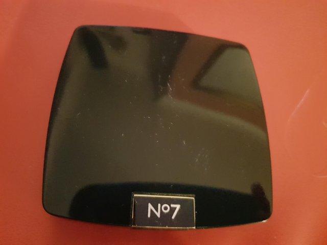 Preview of the first image of No7 Pressed Powder.