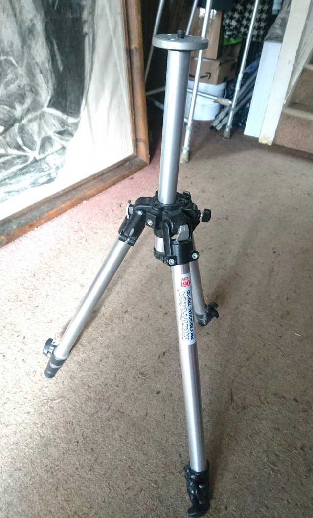Preview of the first image of Manfrotto Art 190 Pro Tripod.