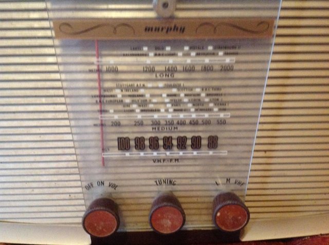 Preview of the first image of Vintage Murphy Valve Radio.