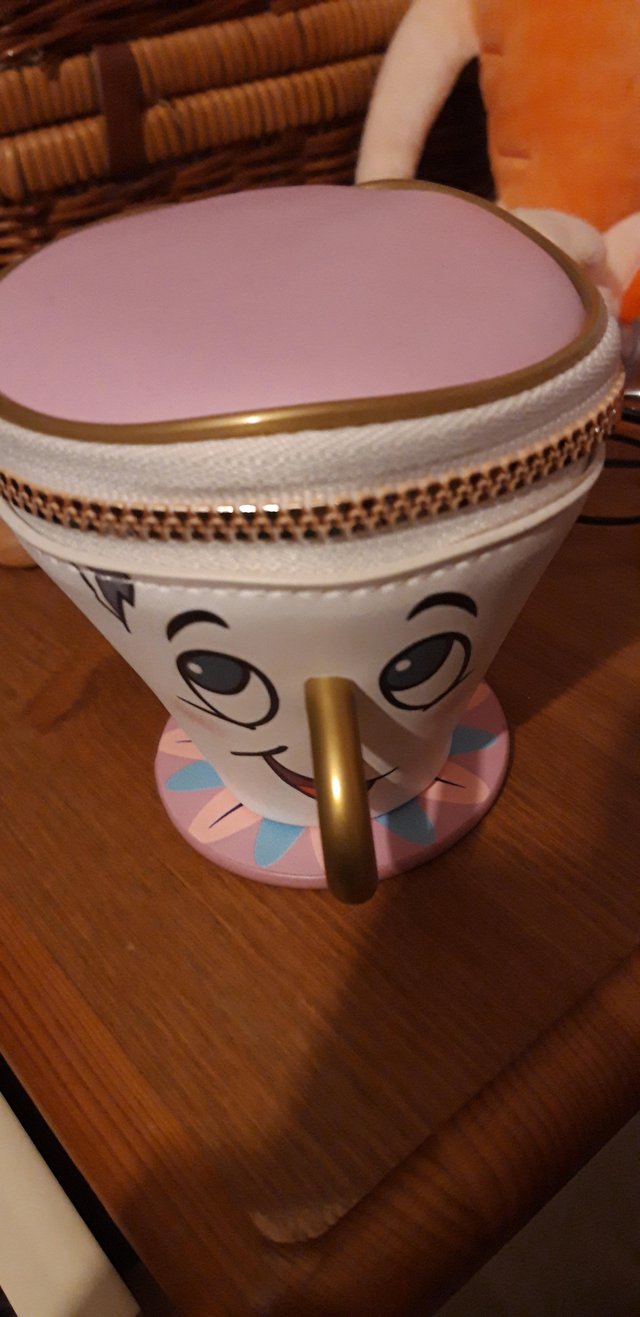 Preview of the first image of Disney Chip Purse.