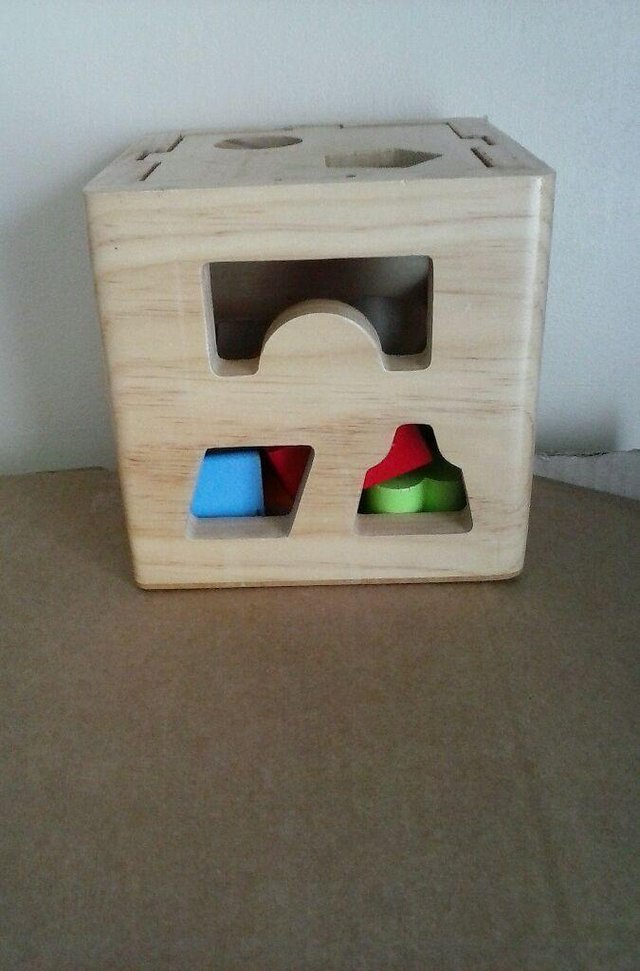 Preview of the first image of shape sorters.