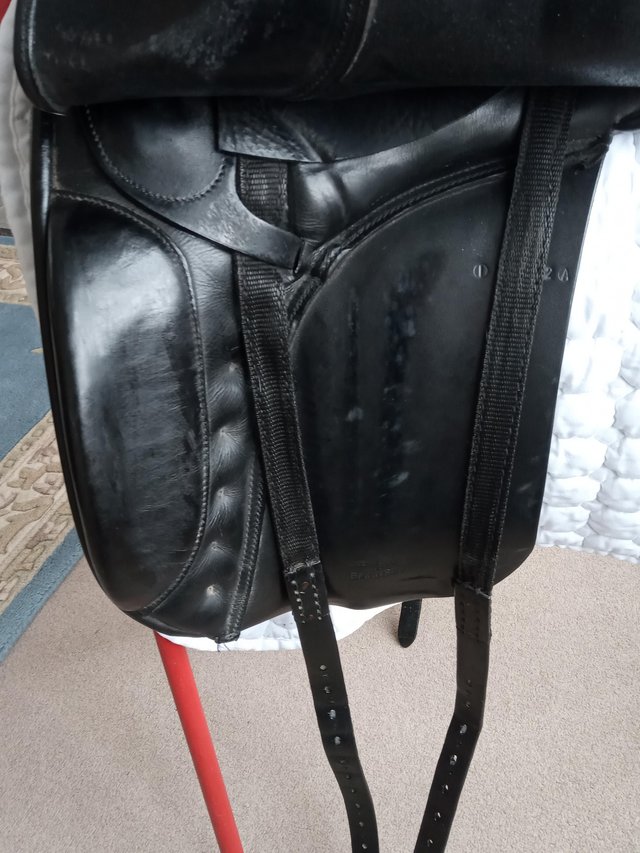 Image 2 of Barnsby Dressage Saddle Black 17.5
