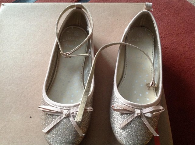 Image 2 of Girl's gold sparkly shoes Size 2 (Older girl's)