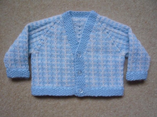 Preview of the first image of Cardigan - baby boy, brand new, hand knitted.