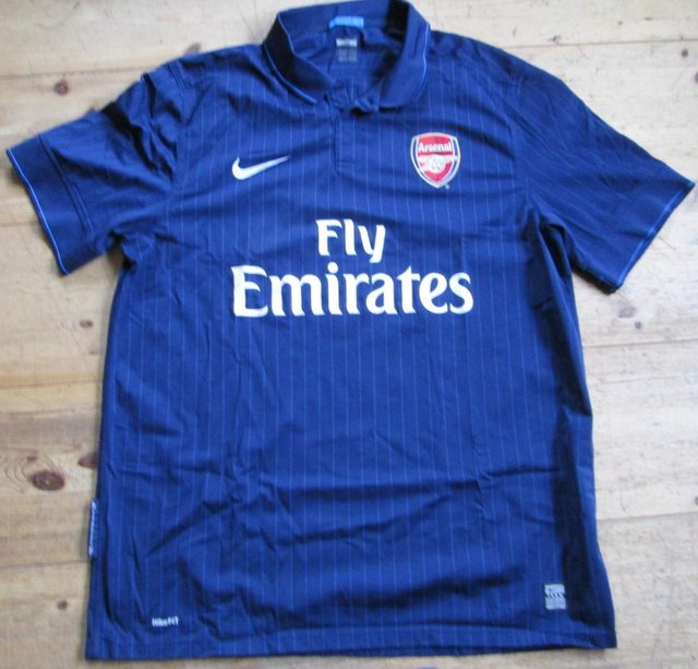 Image 2 of Nike Fit Dry ARSENAL Navy Striped Shirt (incl P&P)